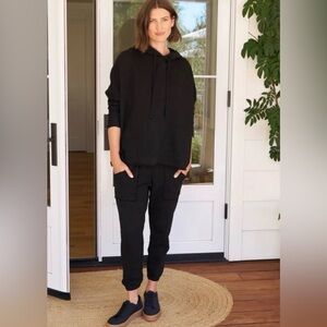 Frank & Eileen Venice Travel Set Size Large Black - Brand new still in box!!!!!